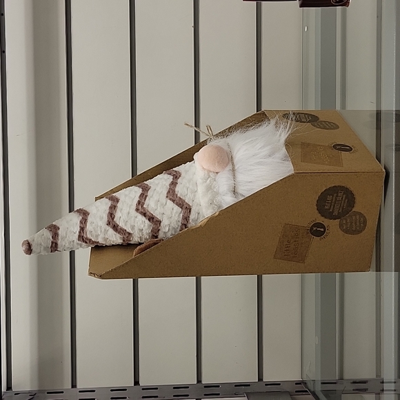 Little Toasties Accents Little Toasties New Zealand Gnome Heat Hug